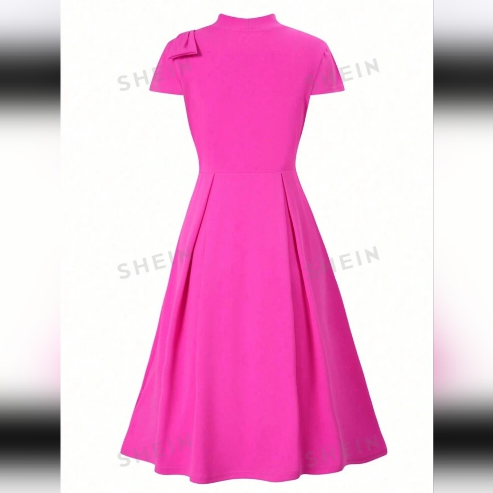 Privé Women Summer Elegant Solid Color Stand Collar Waist Cinched Dress - Picture 2 of 5